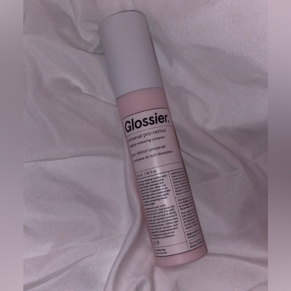 Glossier Universal Pro-Retinol - Picture 1 of 1
